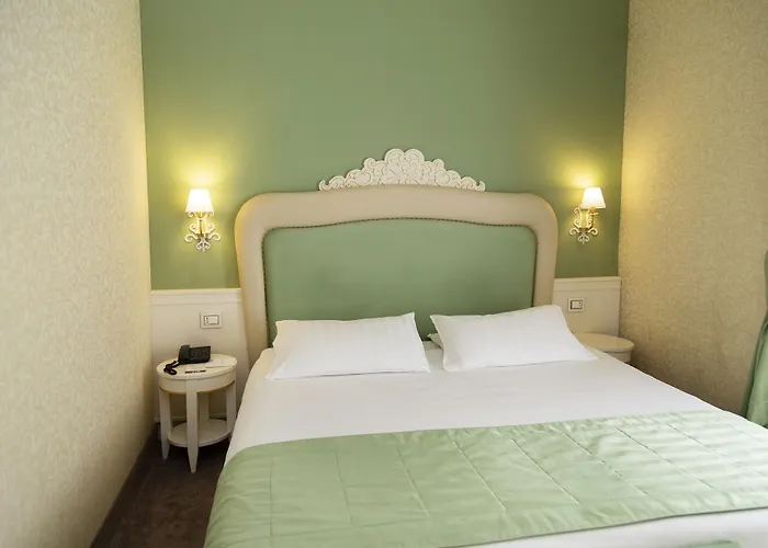 Leonardo Boutique Monti 4* Roma