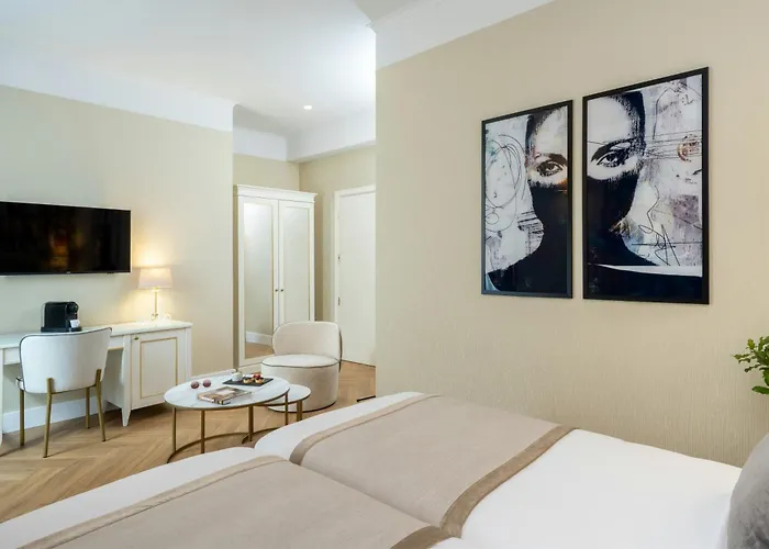 Otel Leonardo Boutique Monti 4*
