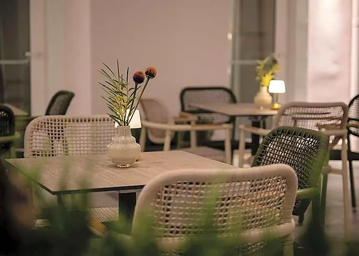 Leonardo Boutique Monti