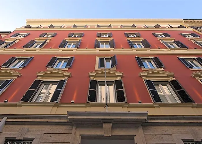 Leonardo Boutique Monti