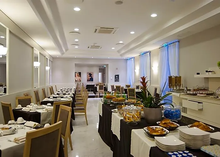 Leonardo Boutique Monti Hotel 4*